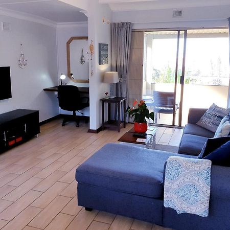 Harmony Haven Couples Retreat Apartment อมันซิมโทที ภายนอก รูปภาพ