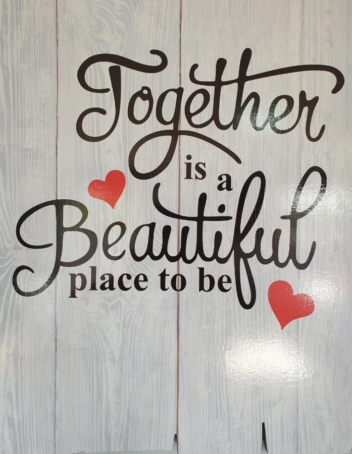 Harmony Haven Couples Retreat Apartment อมันซิมโทที ภายนอก รูปภาพ