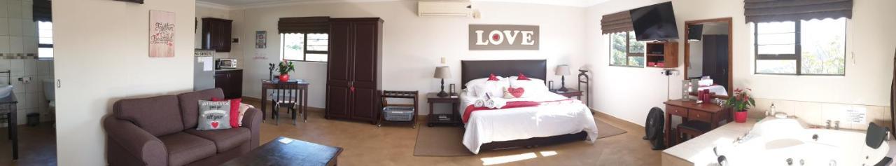 Harmony Haven Couples Retreat Apartment อมันซิมโทที ภายนอก รูปภาพ
